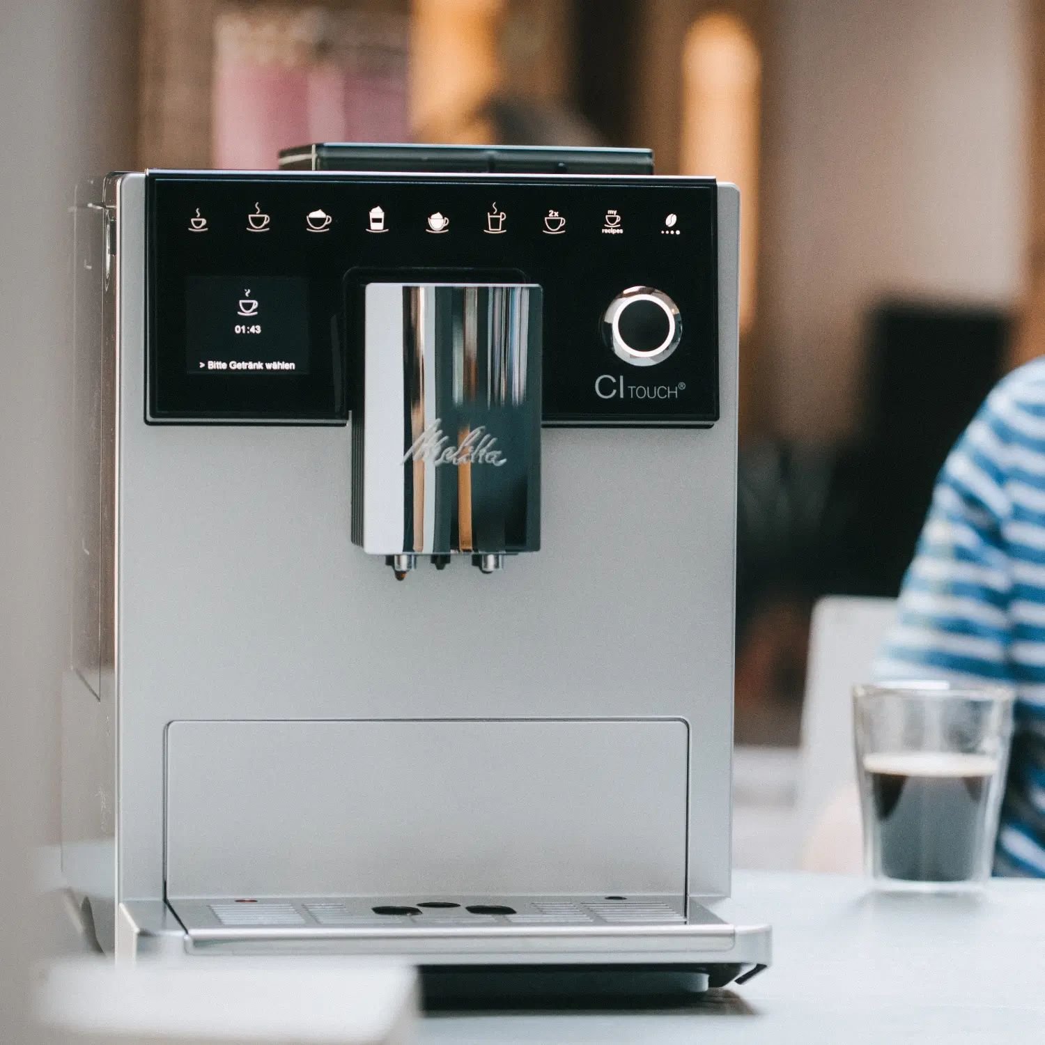 Produktbild von CI Touch® Kaffeevollautomat, Silber - 3