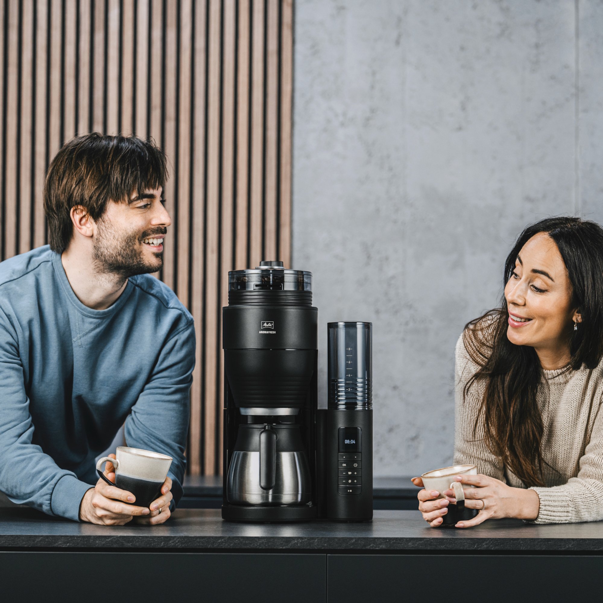 Produktbild von AromaFresh Therm Pro X Filterkaffeemaschine mit Mahlwerk, Schwarz-Silber - 6