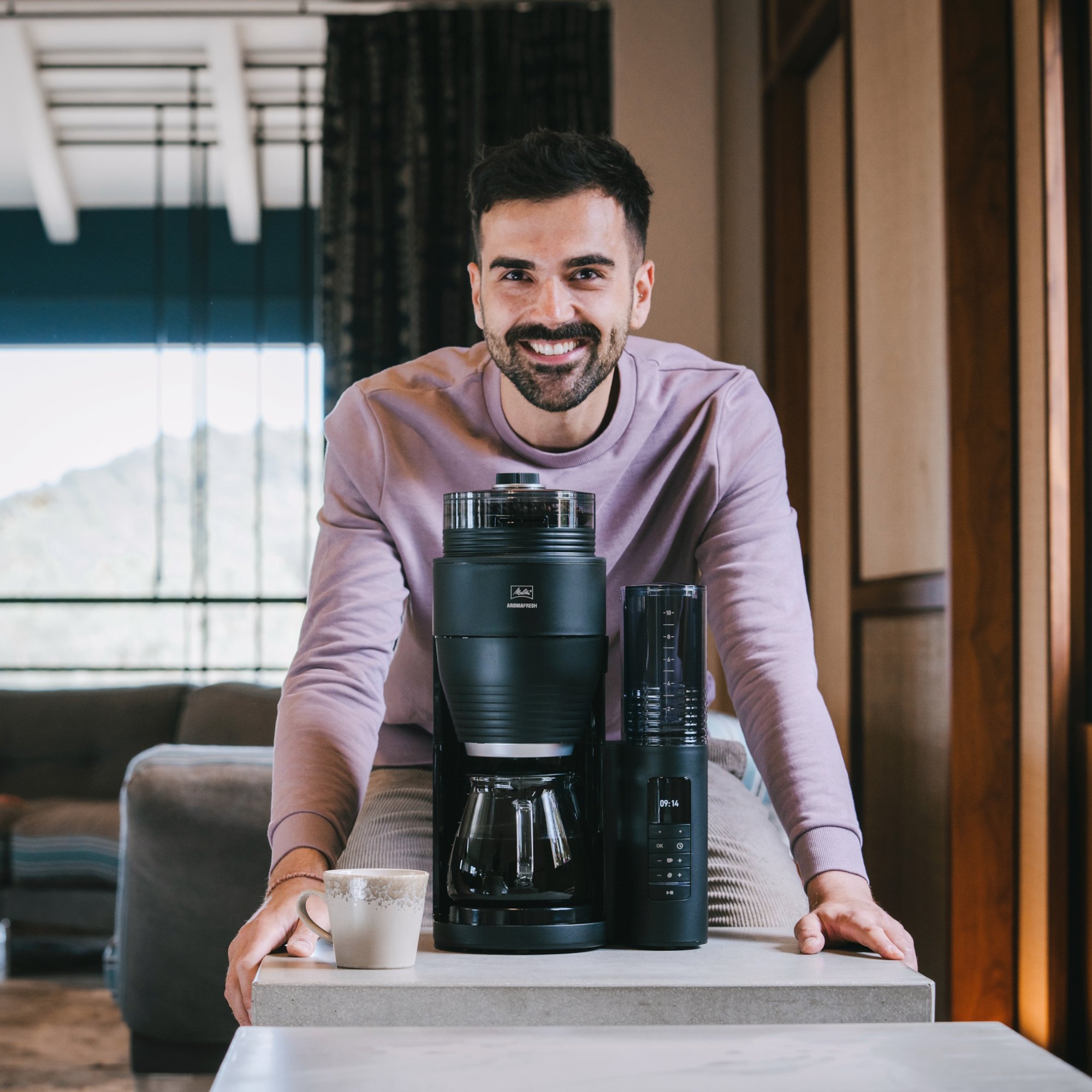 Produktbild von AromaFresh Pro X Filterkaffeemaschine mit Mahlwerk, Schwarz-Silber - 4
