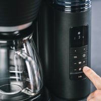 Produktbild von AromaFresh Pro X Filterkaffeemaschine mit Mahlwerk, Schwarz-Silber - 2