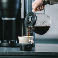 Produktbild von AromaFresh Pro X Filterkaffeemaschine mit Mahlwerk, Schwarz-Silber - 1