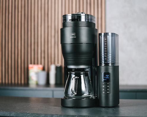 Melitta AromaFresh Filterkaffeemaschine in Schwarz mit integriertem Mahlwerk und Digitalanzeige