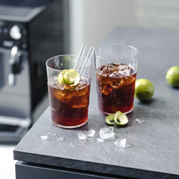 a delicious Melitta Espresso Negroni with a Latticia OT background