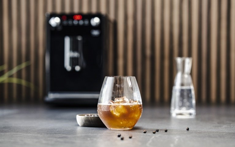 a delicious Melitta Espresso Tonic coffee cocktail
